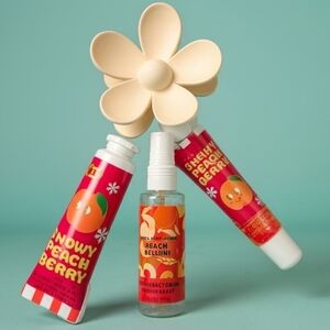 🍑Bath & Body Works Snowy Peach Berry & Peach Bellini